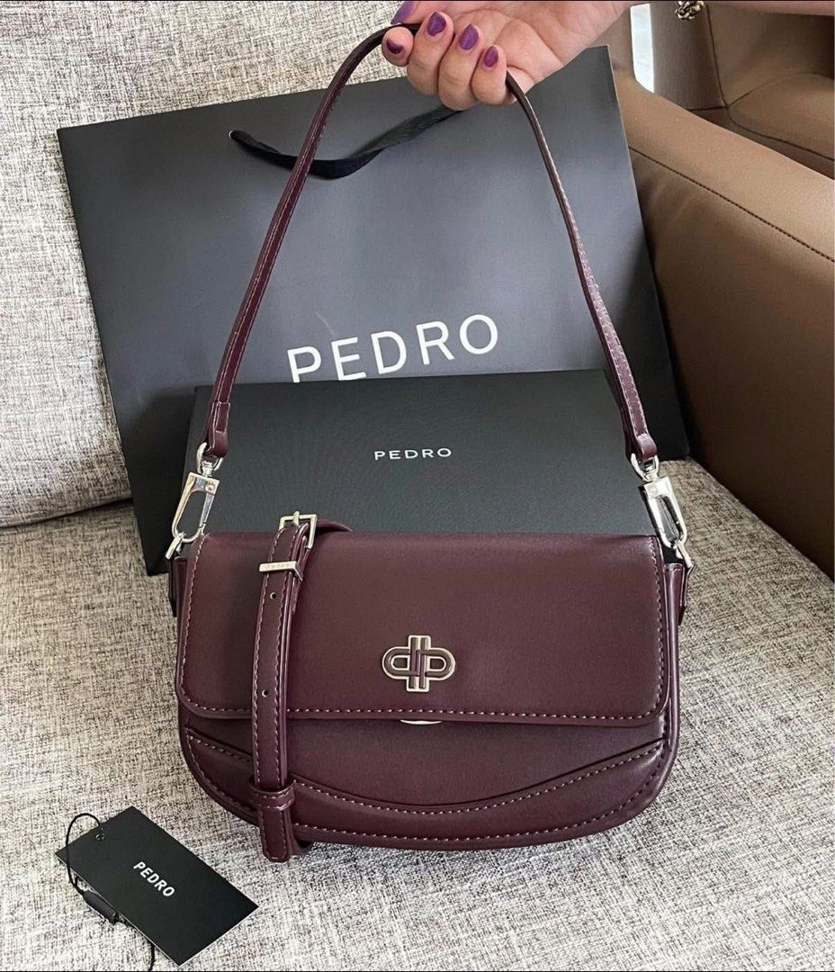 Pedro Icon Leather Shoulder Bag (Category: Shoulder Bags) located in Manila. Submitted by YSABELLE_MARGARETTE (Listing ID 1468062554, Image 3). Description: J&T nationwide or Lalamove around Manila PAYMENT FIRST THRU GOTYME BANK.