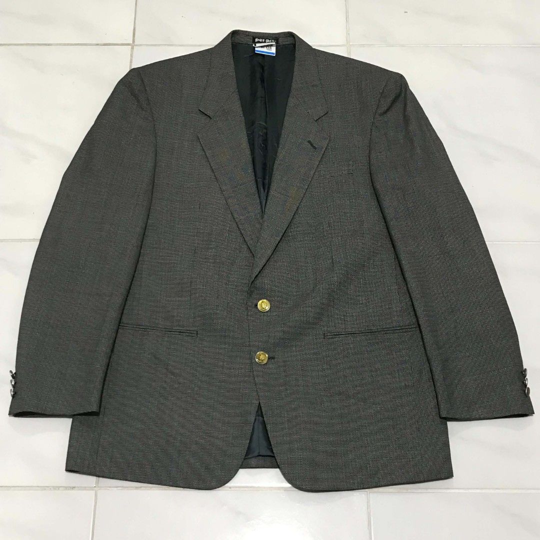 PER PCS COAT BLAZER SUIT FORMAL LARGE (Category: Coats, Jackets and Outerwear) located in Cavite. Submitted by justthrift06 (Listing ID 1468178037, Image 1). Description: DIMENSION 23X32 GOOD CONDITION SHIPPING NATIONWIDE.