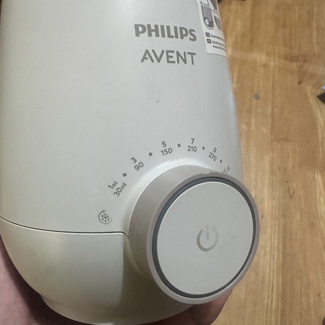 Philips Avent Baby Bottle Warmer (Category: Breastfeeding & Bottle Feeding) located in Urdaneta. Submitted by oc_decluttering (Listing ID 1468224230, Image 3). Description: Excellent Used Condition. Selling it as is. No Box. 💰 Price: Php800(slightly negotiable) 📍 Location: Urdaneta City, Pangasinan Can do meet-up around Urdaneta City only (SM, CB, Magic Mall only) 🚚 Shipping: J&T or LBC only. No SCO/TCO. (check my other listing for bundle para