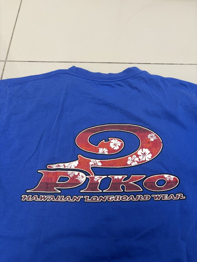 PIKO Surf Shirt (Category: Tshirts & Polo Shirts ) located in Mandaluyong City. Submitted by archivesbykesh (Listing ID 1468222119, Image 3). Description: Authentic Size Medium.