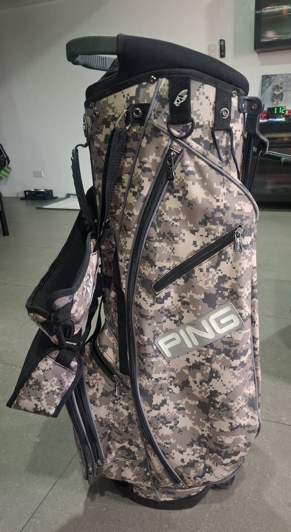Ping Hoffer Camo Edition Bag (Category: Other Sports Equipment and Supplies) located in Manila. Submitted by wongkarwai77 (Listing ID 1468211782, Image 2). Description: used but in very good condition.