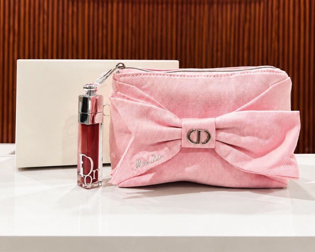 Pink Bow with Lip Maximizer Bundle (Category: Makeup) located in Tanza. Submitted by ilovediyour (Listing ID 1468136376, Image 1). Description: On-hand 3 pcs 100% guaranteed authentic—money back if proven fake ₱3,800++ retail srp.