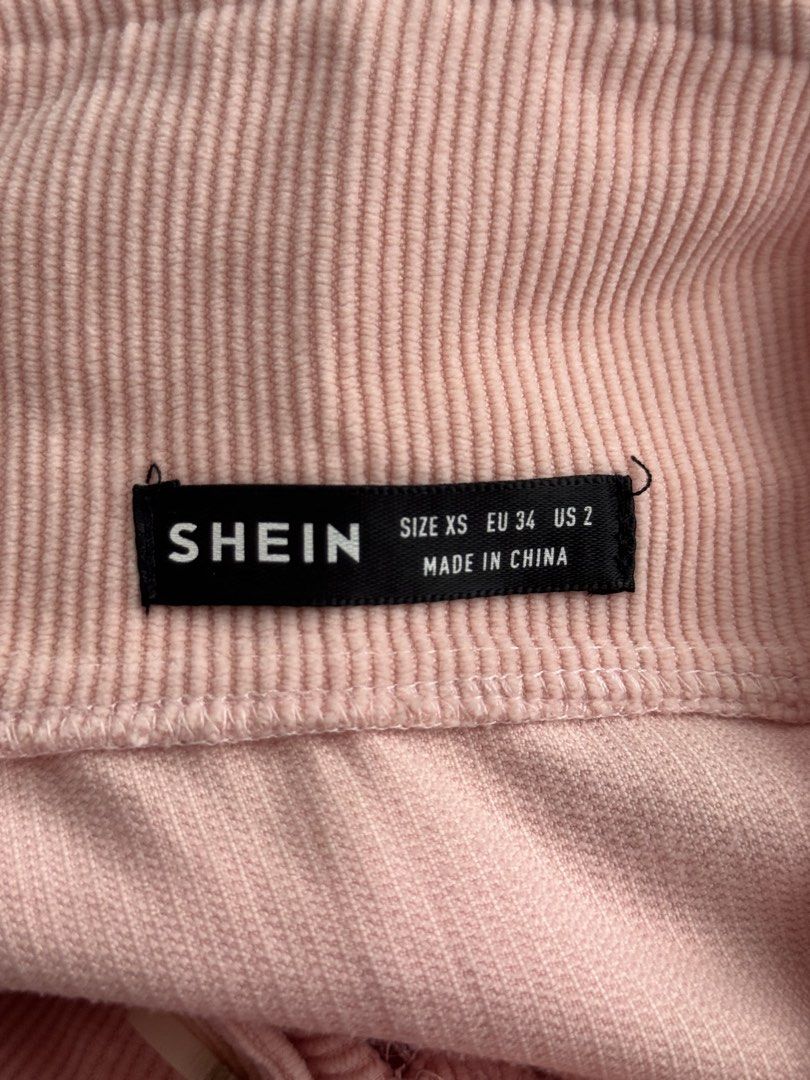 Pink Corduroy Jacket (Category: Coats, Jackets and Outerwear) located in Paranaque City. Submitted by simplylizzy (Listing ID 1468074041, Image 3). Description: .
