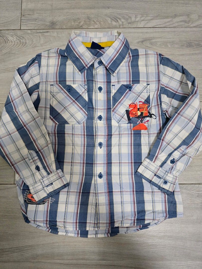 Plaid Longsleeves Polo for Boys (Category: Babies & Kids Fashion) located in Pasig City. Submitted by jam1ekow (Listing ID 1468079735, Image 2). Description: no holes with stains posted on last pic size 6T or 6 yo.