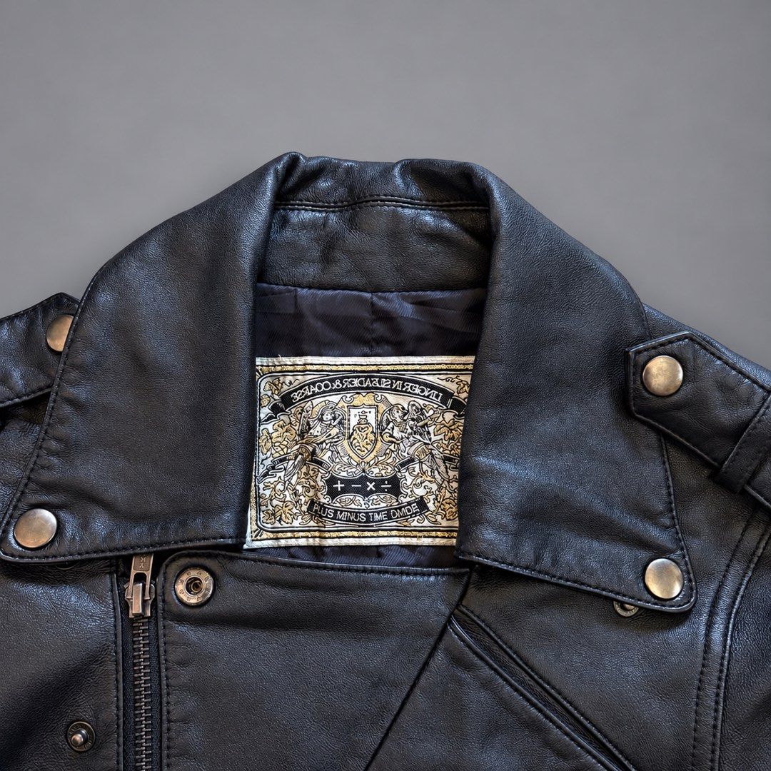 PLUS MINUS TIME DEVIDE LEATHER JACKET (WOMEN) (Category: Coats, Jackets and Outerwear) located in Taguig. Submitted by clarrk95 (Listing ID 1468092904, Image 3). Description: Plus Minus Time Devide Leather Jacket(Women) Size: Small (tag) Length: 23.5inches Width: 15inches Sleeve: 15inches PRICE: ₱700 ONLY! • Lamb Leather • Made in Japan ✅ very good condition ✅ add shipping fee ✅ ignoring LP inquiry Shipping: Lalamove | J&T | LBC Location: Taguig�
