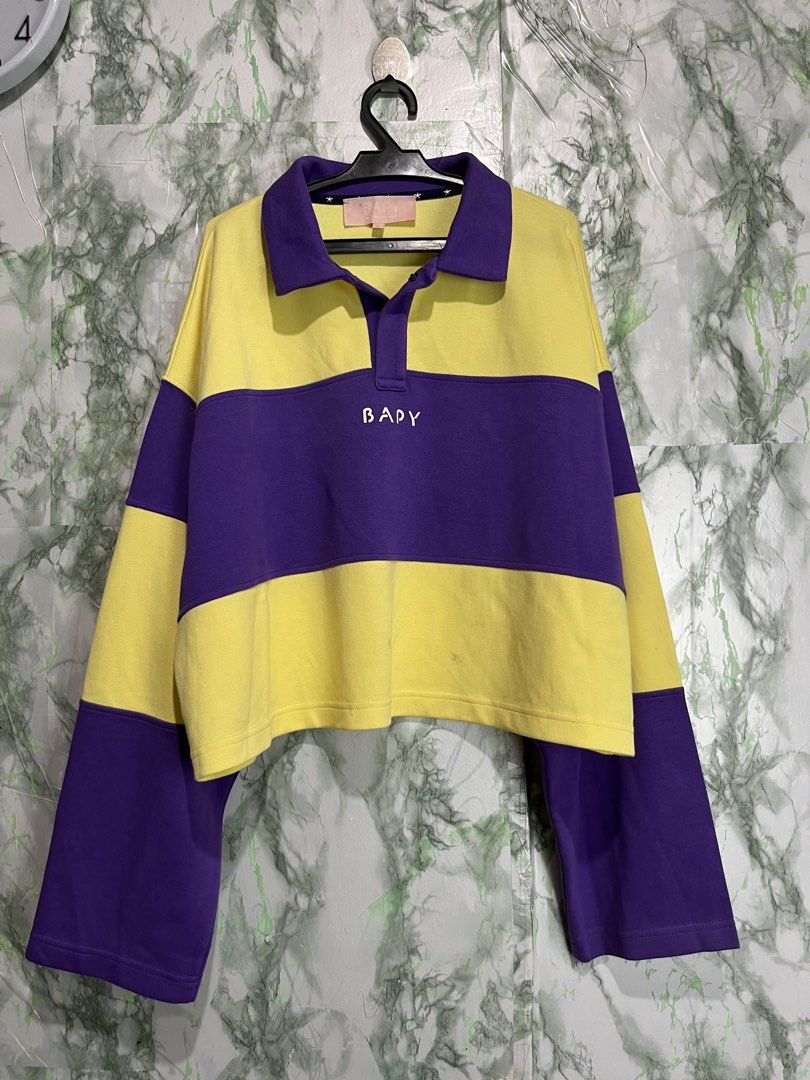 POLO BAPY (Category: Longsleeves) located in Bulacan. Submitted by letsfindukaywithme (Listing ID 1468062300, Image 3). Description: POLO BABY XS Cropped oversized 24x20" Sleeves: 30 Fits up to Large Minimal washable stain but still like new +sf payment first Ship via J&T .