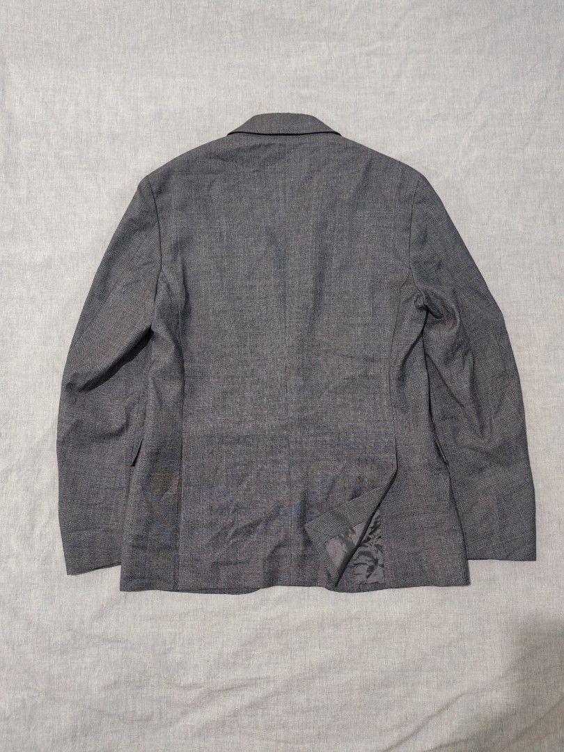 Polo Ralph Lauren suit jacket (Category: Coats, Jackets and Outerwear) located in Baguio. Submitted by used_clothing2600 (Listing ID 1468149632, Image 2). Description: Polo Ralph Lauren suit jacket made in italy size 38S excellent condition width 19 length 29 shoulders 17 sleeve length 24.5 P 2,300.