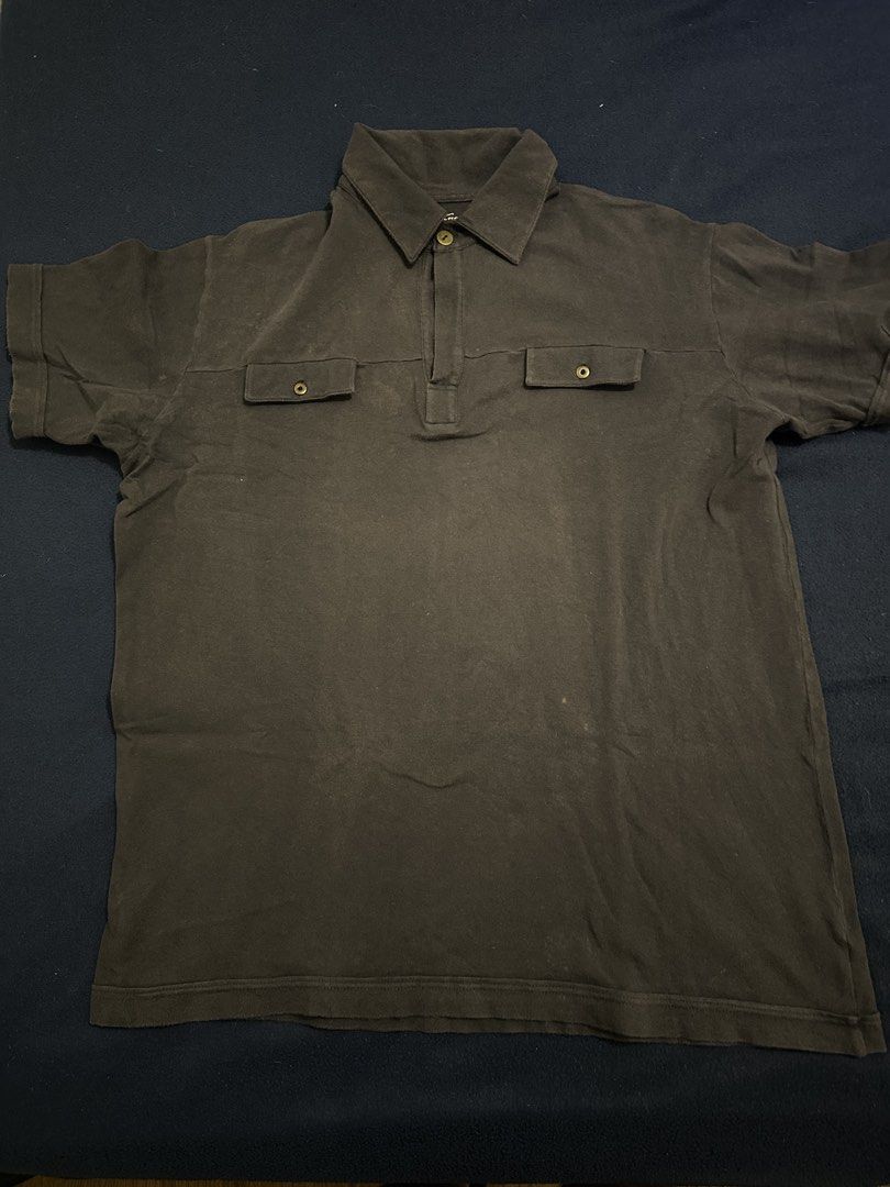 Kenneth Cole Polo Shirt (Category: Tshirts & Polo Shirts ) located in Quezon City. Submitted by mancave_stuff (Listing ID 1468188977, Image 1). Description: Kenneth Cole Polo shirt Navy Blue Color rate: 7/10 Size L: 20” x 27” .