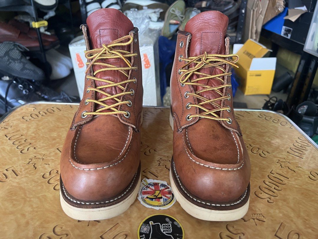Porseyl Rèd Wìng 8875 8 E (Category: Boots) located in Manila. Submitted by babesdohaylo (Listing ID 1468099331, Image 1). Description: Porseyl Rèd Wìng 8875 8 E Available For Layaway Made in USA UK7 US M8 EU41 P 7,999 In Good Condition Location: Bambang Market Tondo Manila Stall # 8 Message po muna bago pumunta For more items visit the following FB Page: The Boot Shop Ph Dr. Martens Selling Ph Carousel App edsantos27 / babesdohaylo Disclaimer: W