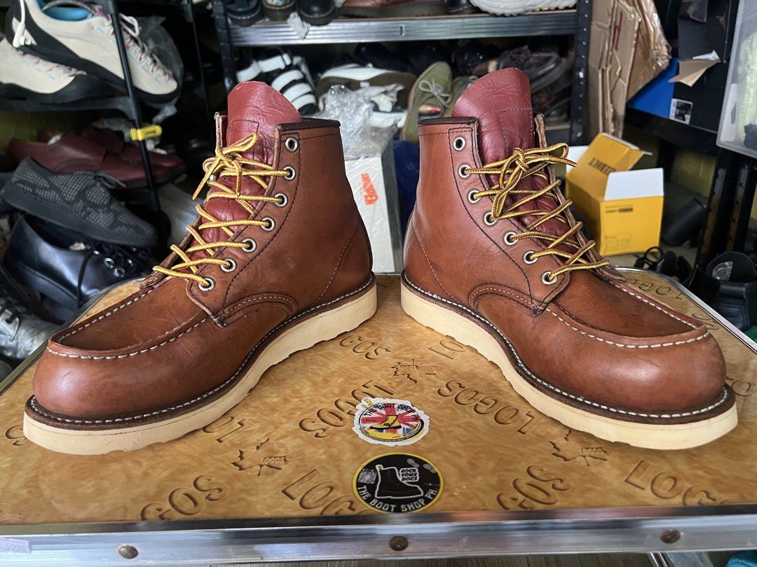 Porseyl Rèd Wìng 8875 8 E (Category: Boots) located in Manila. Submitted by babesdohaylo (Listing ID 1468099331, Image 2). Description: Porseyl Rèd Wìng 8875 8 E Available For Layaway Made in USA UK7 US M8 EU41 P 7,999 In Good Condition Location: Bambang Market Tondo Manila Stall # 8 Message po muna bago pumunta For more items visit the following FB Page: The Boot Shop Ph Dr. Martens Selling Ph Carousel App edsantos27 / babesdohaylo Disclaimer: W