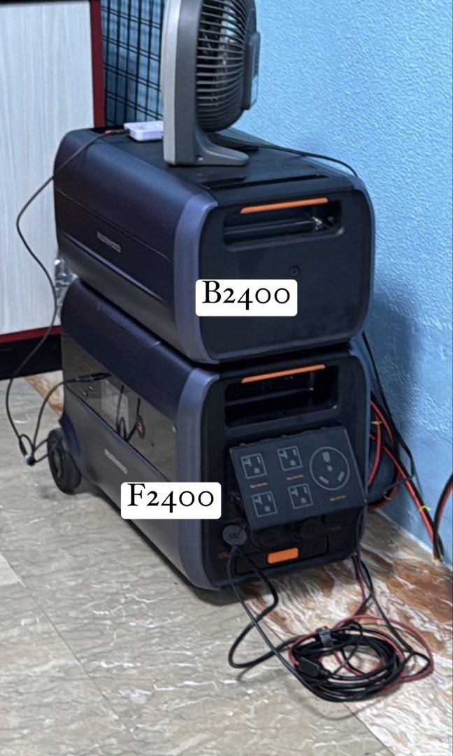 PORTABLE POWER STATIONS (Category: Other Home Appliances) located in Mandaluyong City. Submitted by junaidkala48129 (Listing ID 1468061856, Image 2). Description: Runhood F2400 (2400W) ₱80,000.00 Runhood 2400W Extra Battery(2400W) ₱60,000.00 XSories 3000 (3000W) ₱60,000.00 Runhood F3600 (3600W) ₱120,000.00 Runhood 3600 Extra Battery(3600W) ₱90,000.00 FREE SOLAR PANEL 400W x 1 Used- excellent condition/ indoor use / no visible scratches/ all funct