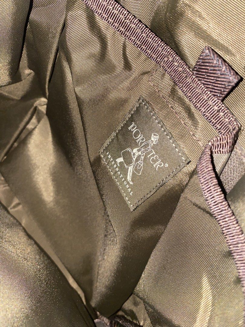 Porter (Category: Belt bags, Clutches and Pouches) located in Manila. Submitted by hell_market (Listing ID 1468101080, Image 3). Description: .