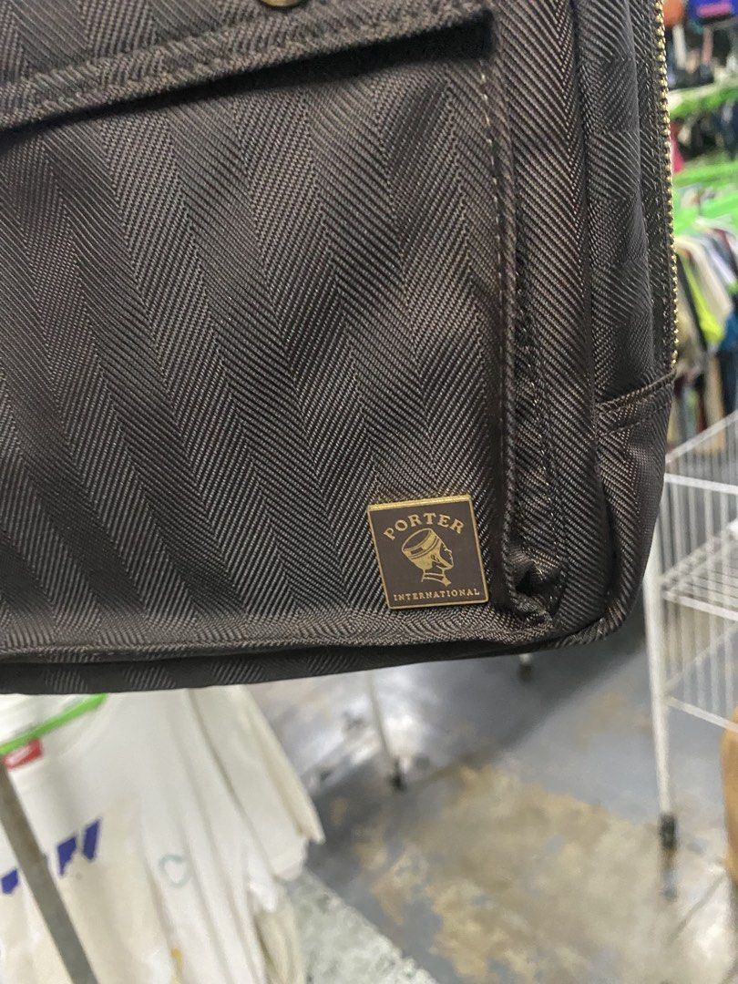 Porter (Category: Belt bags, Clutches and Pouches) located in Manila. Submitted by hell_market (Listing ID 1468101080, Image 2). Description: .