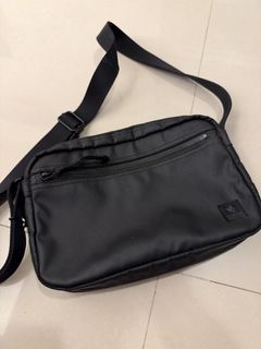 由 monkey_yet (刊登 ID 1468211879，圖片 1) 提交，位於 的 (類別：)，說明：。