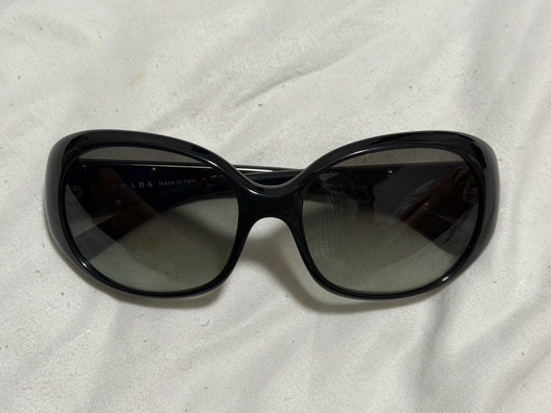 Prada Black Sunglasses (Category: Sunglasses & Eyewear) located in Taguig. Submitted by marria.arria (Listing ID 1468259900, Image 2). Description: Vintage Oversized Sunglasses.