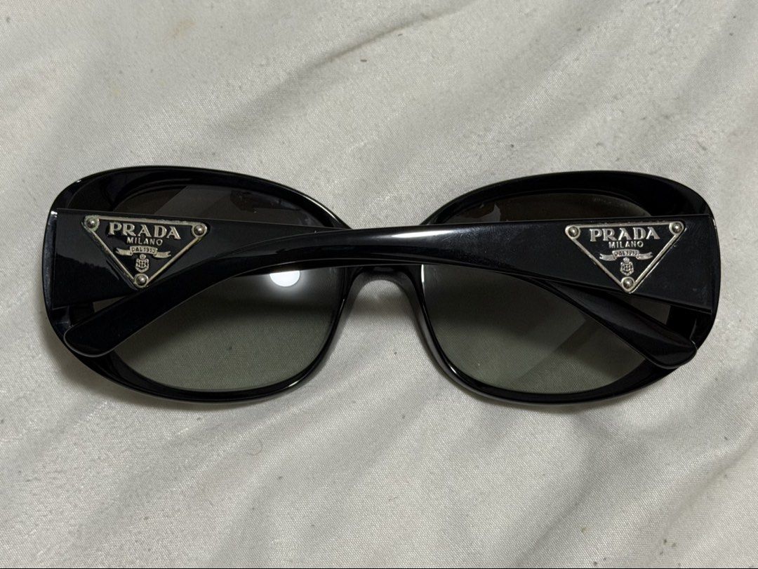 Prada Black Sunglasses (Category: Sunglasses & Eyewear) located in Taguig. Submitted by marria.arria (Listing ID 1468259900, Image 1). Description: Vintage Oversized Sunglasses.