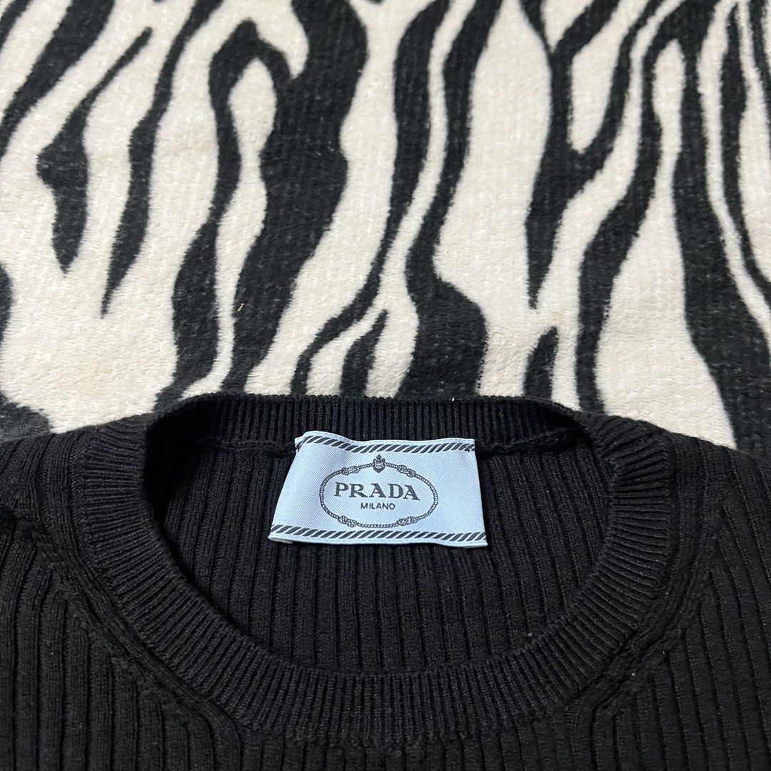 Prada cotton long sleeve (Category: Luxury Apparel) located in Manila. Submitted by royaldripmanila (Listing ID 1468236003, Image 2). Description: W14.5-16.5 strech L26.