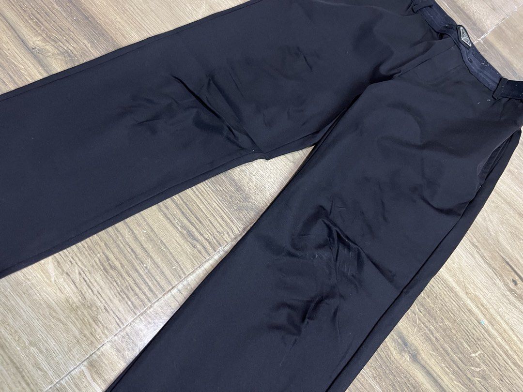 PRADA Trouser (Category: Luxury Apparel) located in Bulacan. Submitted by letsfindukaywithme (Listing ID 1468083186, Image 2). Description: Prada trouser Medida waist: 30" Length: 39" Minimal issue Still presentable +sf payment first Ship via J&T.