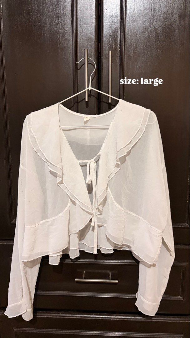 Preloved Clothes/dress/longsleeves (Category: Blouses) located in Manila. Submitted by keenfox-84bb (Listing ID 1468159053, Image 1). Description: PRELOVED CLOTHES FOR SALE 🧺🤍 Decluttering and letting go of some preloved pieces! All items are still in good condition and looking for a new home. 🫶🏻 • Prices vary depending on the item • Color may vary slightly due to lighting and screen settings • Please check photos and details before purchasin