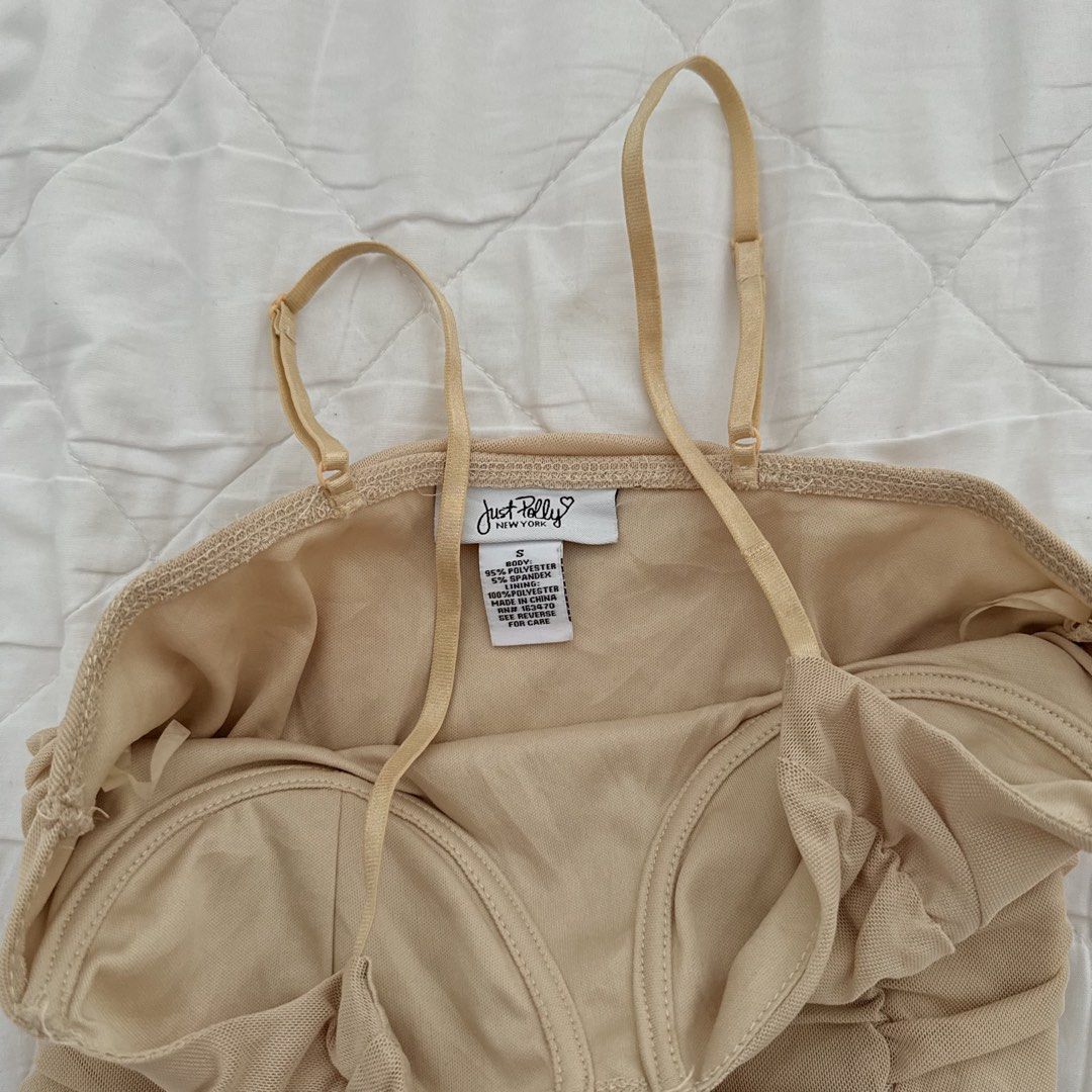 Princess Polly Corset Top (Category: Sleeveless) located in Davao. Submitted by aug_amari (Listing ID 1468076141, Image 2). Description: jus underwire ;) xs-s.