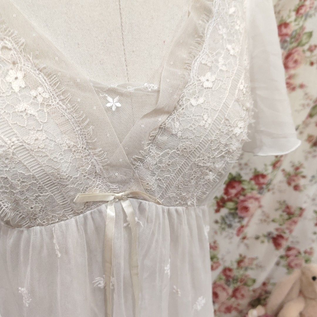 Princess Sleepwear with Embroid Details (Category: Undergarments & Loungewear) located in Cabanatuan. Submitted by curated_cozy (Listing ID 1468184760, Image 3). Description: Thrifted! Size: M-Semi L Bust: 34-38" Length: 81cm -Lightly Washed -Payment thru Gcash, Gotyme, MariBank -Shipping via J&T -Buyer shoulders Shipping Fee ‼️No Rush Order‼️ [SKU: PSS3].