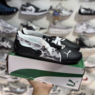 (Category: ) located in . Submitted by sneakerfreakerph (Listing ID 1468141847, Image 1). Description: .