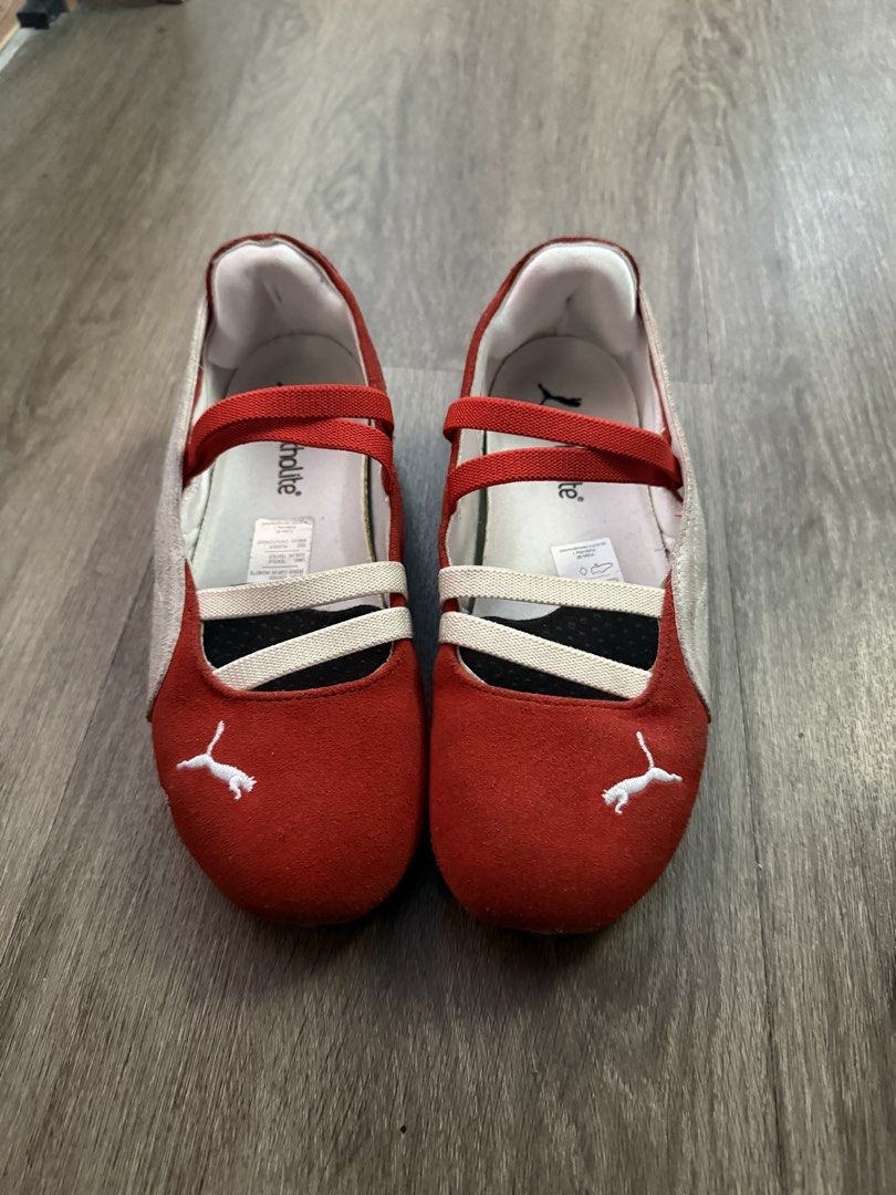PUMA SPEEDCAT BALLET SHOES (Category: Flats & Sandals) located in Valenzuela. Submitted by ksprelovedstuffs (Listing ID 1468134785, Image 1). Description: Needs wash.