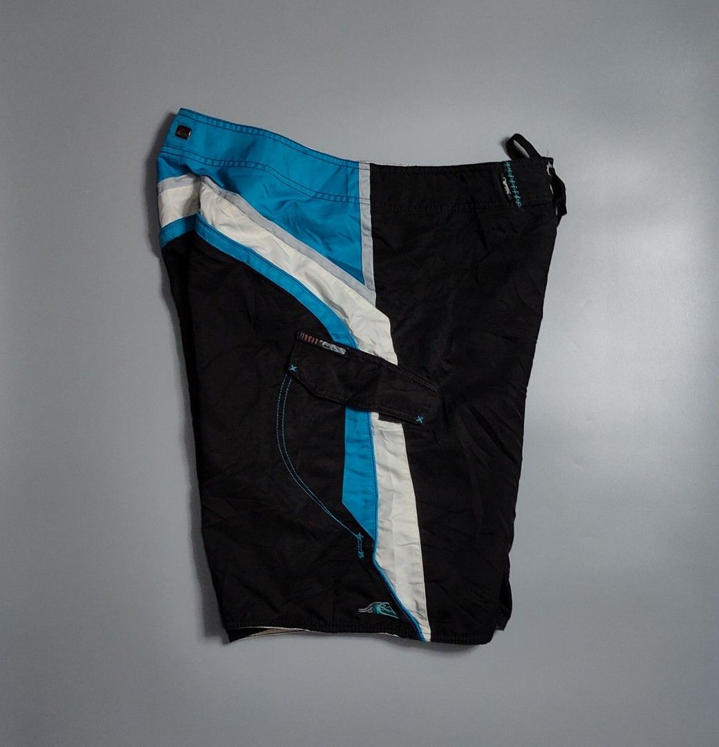 Quiksilver Board Shorts (Category: Tshirts & Polo Shirts ) located in Bolinao. Submitted by tokiya. (Listing ID 1468100621, Image 2). Description: Quiksilver Board Shorts Size 32-33 21 Length Excellent Condition.