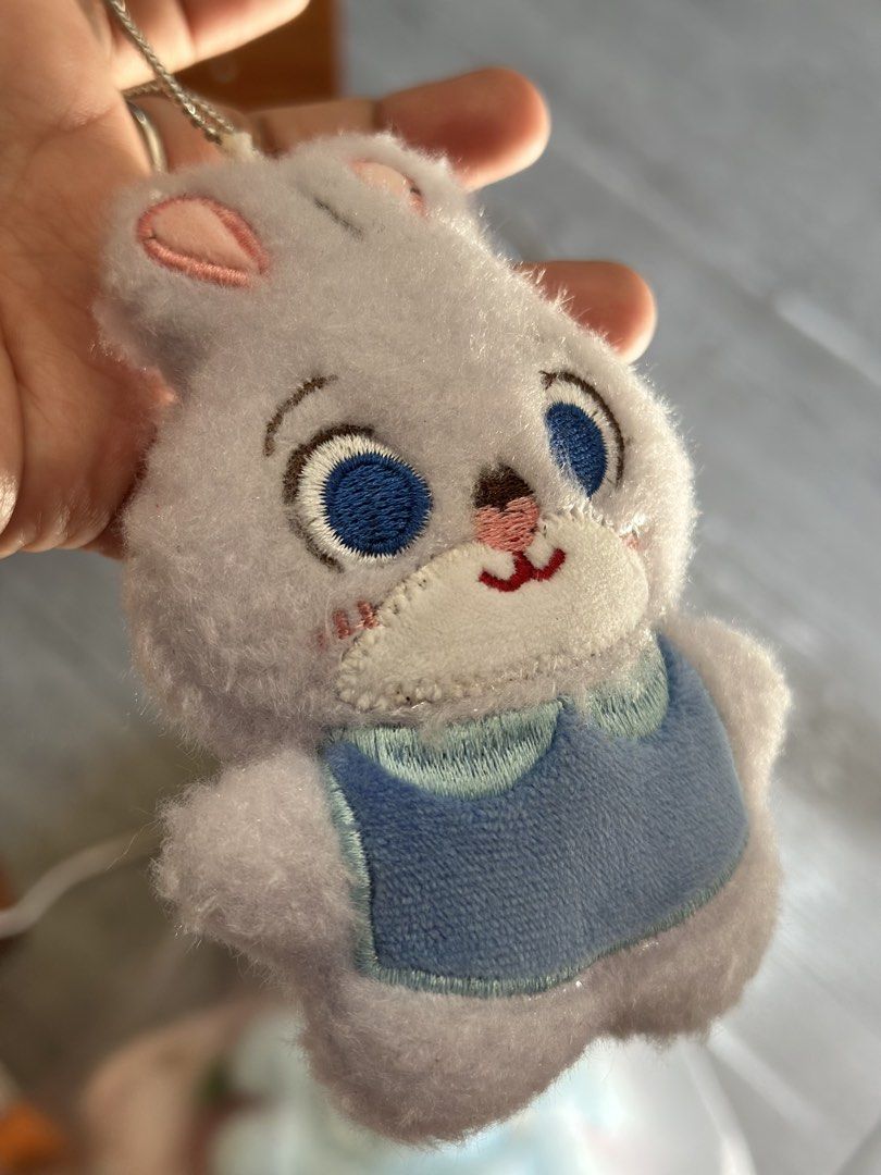 Rabbit bag charm (Category: Plushies & Soft Toys) located in Baguio. Submitted by cherylcaps95 (Listing ID 1468116141, Image 2). Description: .