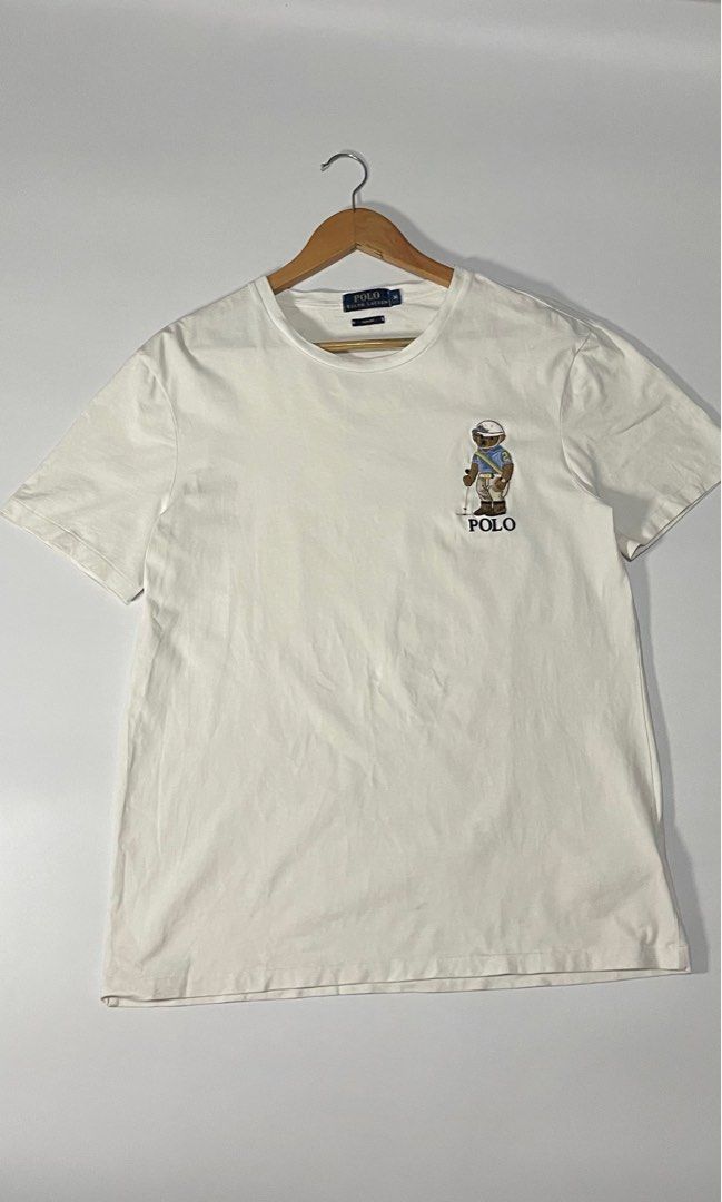 RALPH LAUREN (Category: Shirts) located in Koronadal. Submitted by zyxarvie (Listing ID 1468190384, Image 1). Description: Medium 19x25 9.5/10 color rate Excellent Authentic .