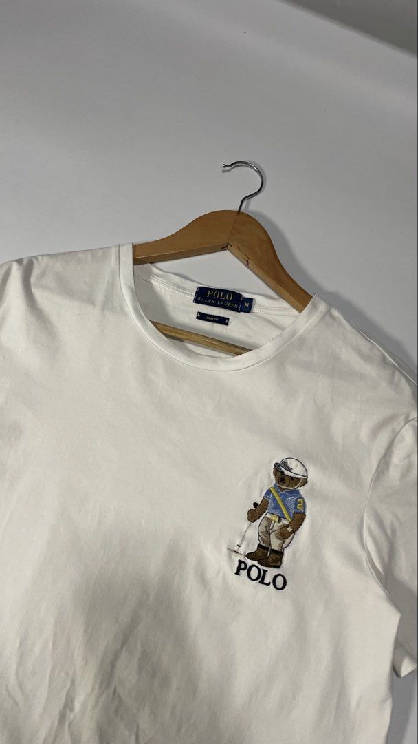 RALPH LAUREN (Category: Shirts) located in Koronadal. Submitted by zyxarvie (Listing ID 1468190384, Image 2). Description: Medium 19x25 9.5/10 color rate Excellent Authentic .
