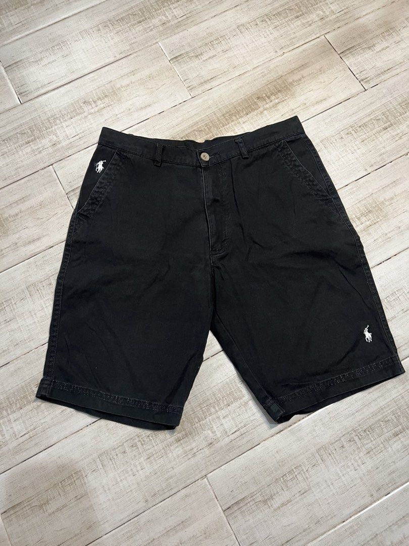Ralph Lauren Chino Shorts (Category: Shorts) located in Angono. Submitted by odd.fitt (Listing ID 1468092593, Image 1). Description: 32 on tag 32W 19L 9.5H Broken button Loose stitch on embroidery.