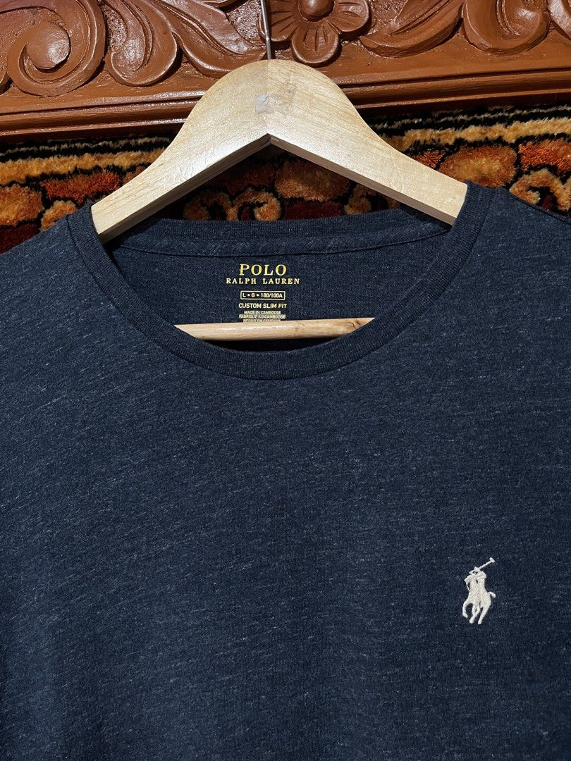 Ralph Lauren Shirt (Category: Tshirts & Polo Shirts ) located in Cebu City. Submitted by lottaloots.ceb14 (Listing ID 1468241219, Image 2). Description: Ralph Lauren Shirt In excellent condition No issues Size L (Custom Slim fit) Dimensions: 20.5x27 Color rate: 9.8/10 480 + Shipping fee Location: Cebu.