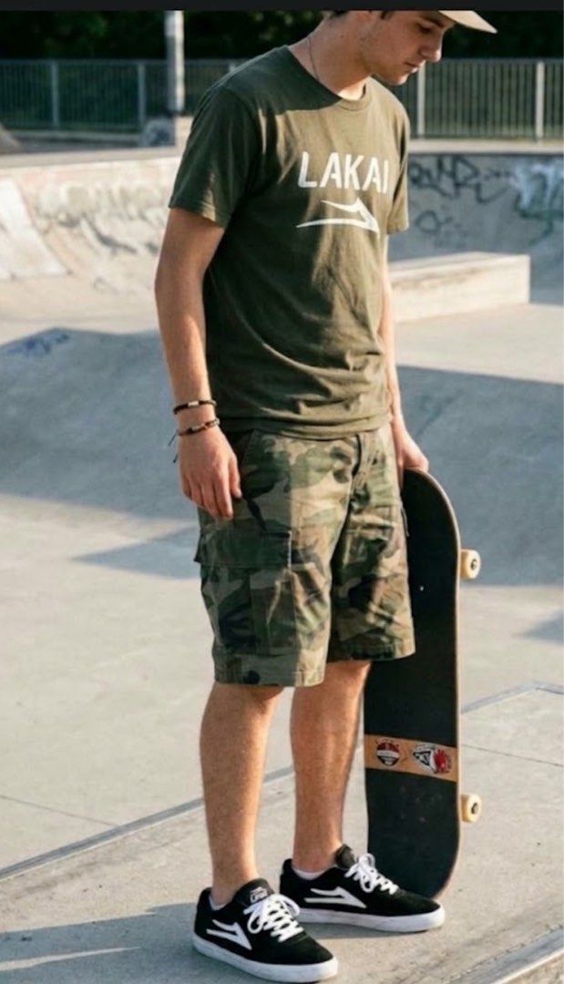 RANDOM CAMP CARGO SHORT (Category: Shorts) located in Davao. Submitted by ronz31 (Listing ID 1468256576, Image 1). Description: PTPA/FS RANDOM CAMO CARGO SHORT ADJUSTABLE BELT FIT TO SIZE 32/34 L20 VGOOD CONDI 9/10 DM📩.