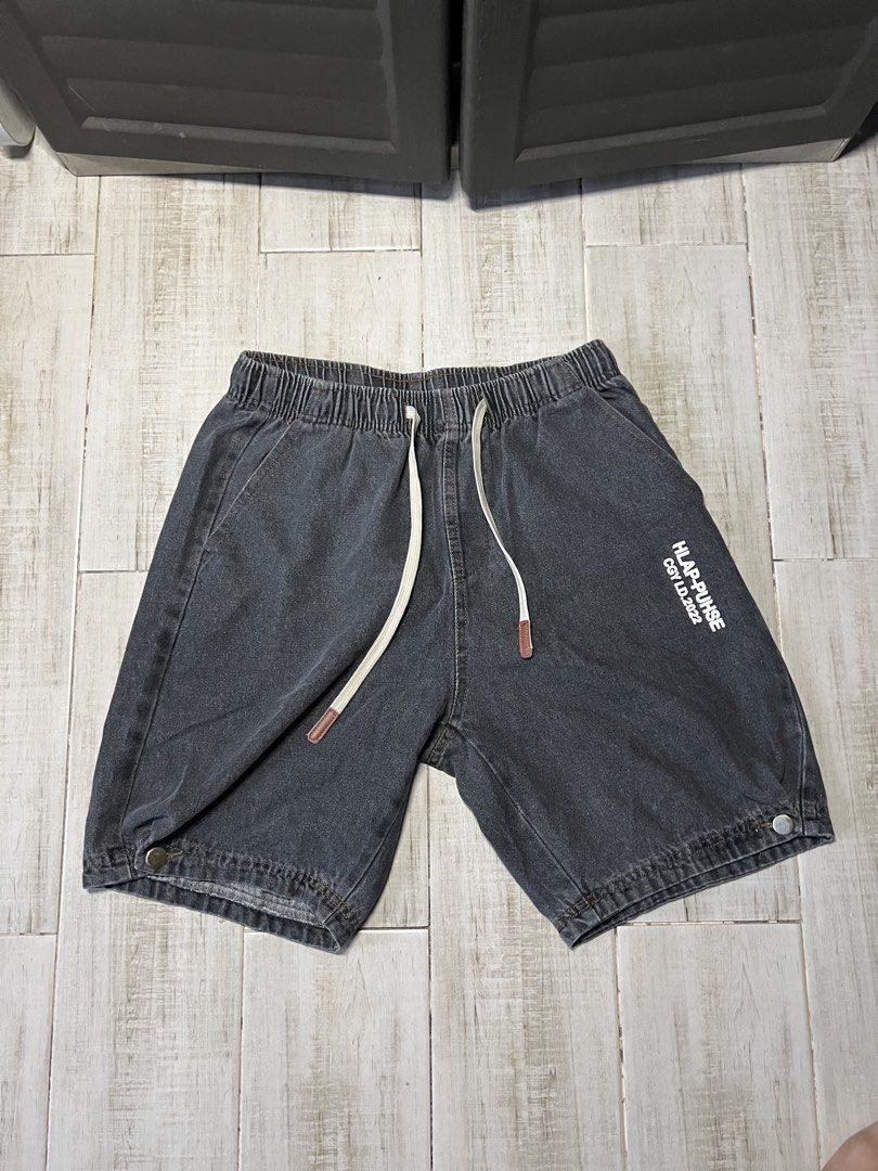 Random Denim Jorts (Category: Shorts) located in Angono. Submitted by odd.fitt (Listing ID 1468095137, Image 1). Description: Small to Medium fitting 24-36W 18.5L 9-10H No issue.