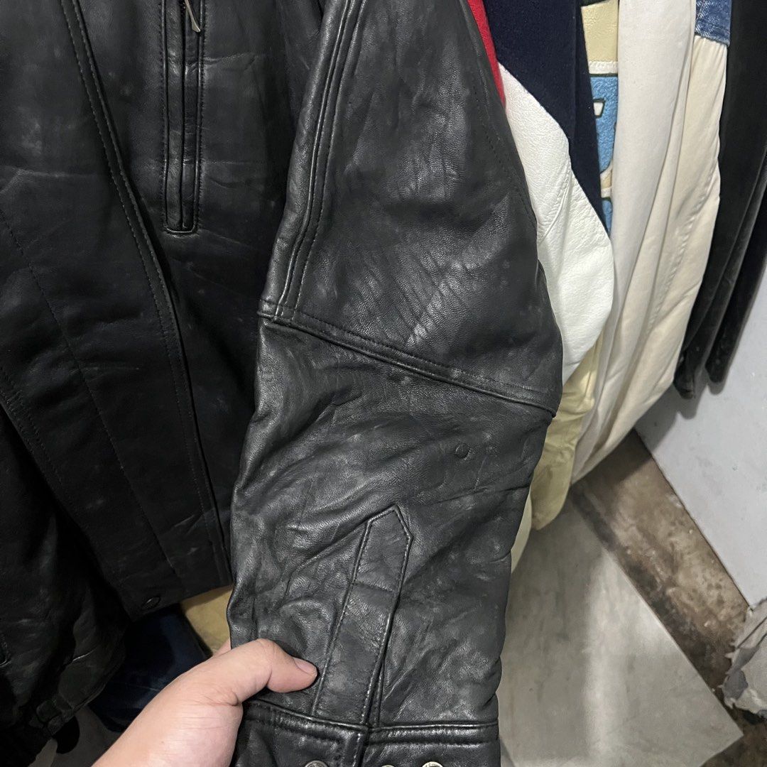 Random genuine leather jacket (Category: Coats, Jackets and Outerwear) located in Baguio. Submitted by itsvintageclothing (Listing ID 1468157143, Image 2). Description: Needs dry clean Length 26 Pit to pit 22.