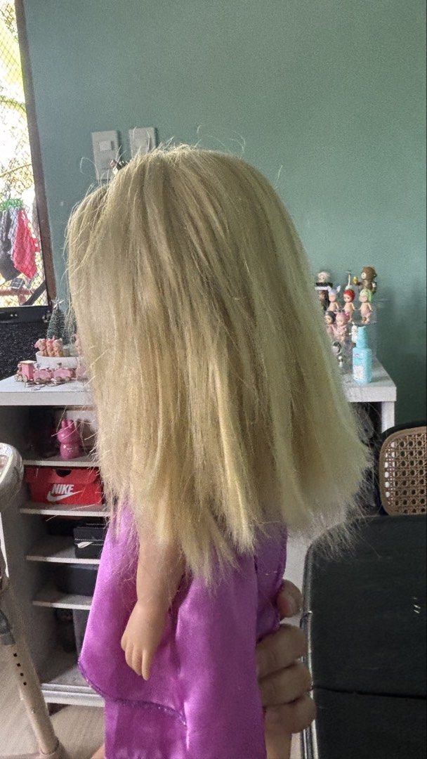 Rapunzel animator doll (Category: Kids Toys) located in La Trinidad. Submitted by caicai1926 (Listing ID 1468097626, Image 3). Description: cut hair.