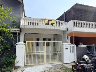 (Category: ) located in . Submitted by mudah411110 (Listing ID 1456768934, Image 1). Description: .