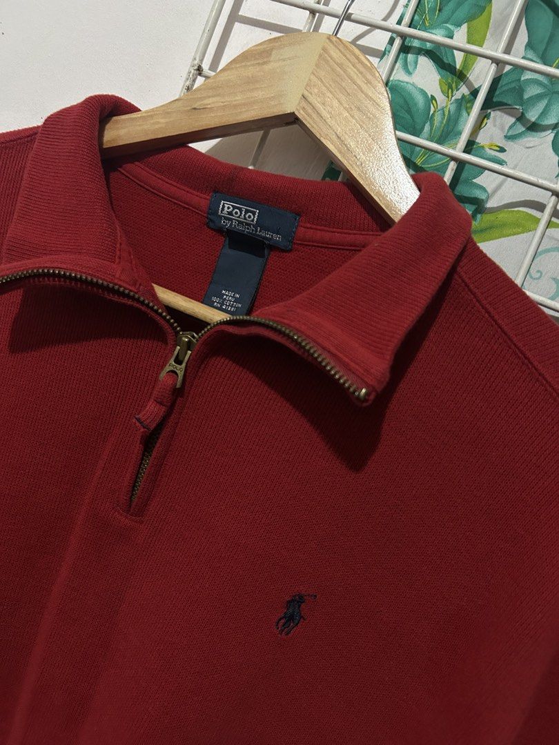 RED RALPH LAUREN QZIP (Category: Coats, Jackets and Outerwear) located in Rodriguez. Submitted by thriftwitharn (Listing ID 1468218367, Image 2). Description: RL QZIP RED WIDTH 20.5 LENGHT 26 COLORATE 9.5/10 NO ISSUE.