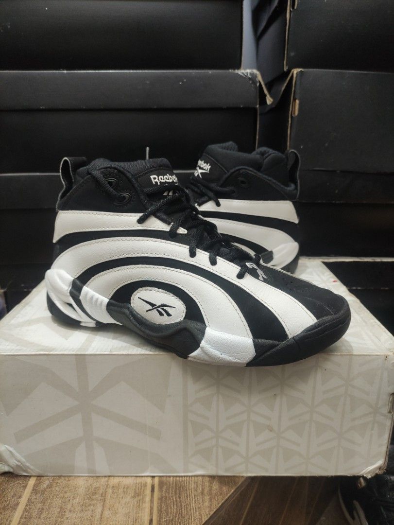 Reebok Shaqnosis Black White (Category: Sneakers) located in Cebu City. Submitted by RONHEATS (Listing ID 1468234790, Image 2). Description: size 6 24cm legit/Original Guaranteed ✅ very good condition.