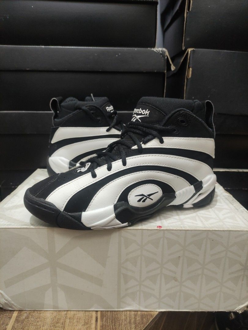 Reebok Shaqnosis Black White (Category: Sneakers) located in Cebu City. Submitted by RONHEATS (Listing ID 1468234790, Image 3). Description: size 6 24cm legit/Original Guaranteed ✅ very good condition.
