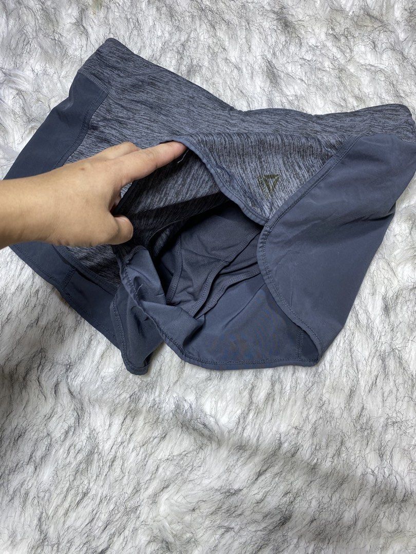 Reebok sport short (large) (Category: Activewear) located in Manila. Submitted by csjlgen (Listing ID 1468151367, Image 3). Description: .