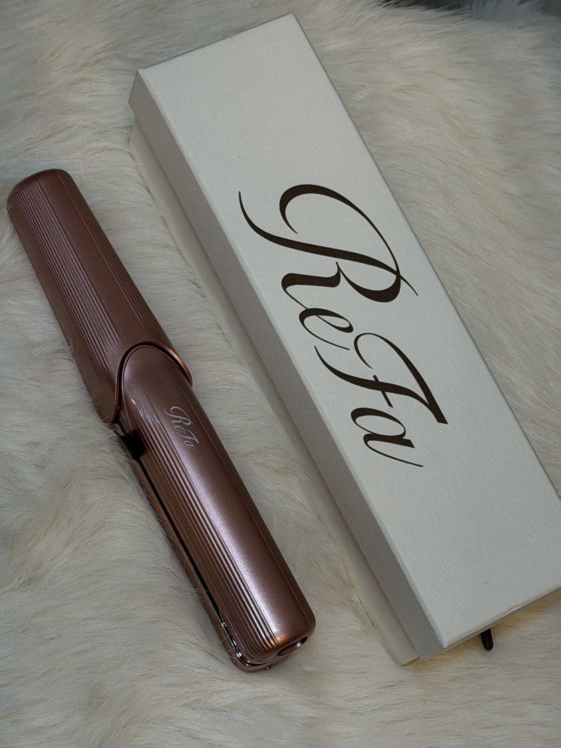 Refa Hair Straightener in Pink (Category: Hair) located in Meycauayan. Submitted by boldrabbit.3a0187 (Listing ID 1467881785, Image 2). Description: Complete with box Bought in Japan March 2026.