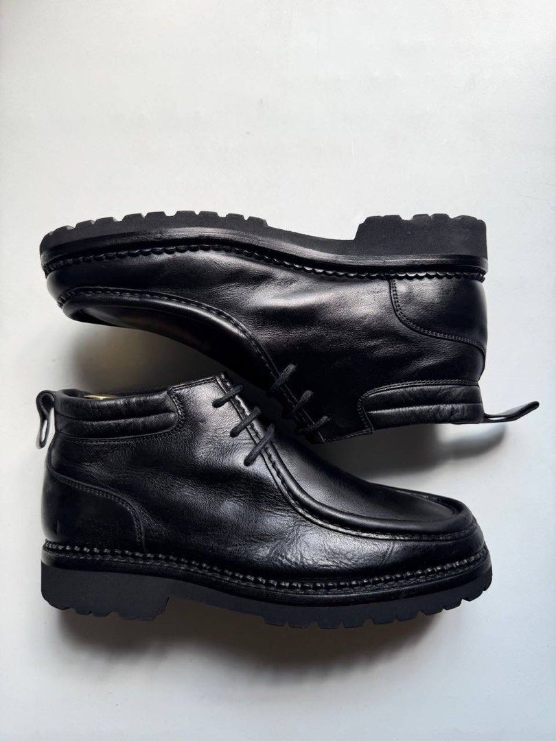 Regal Tyrolean Derby (Category: Boots) located in Cagayan de Oro. Submitted by thrift_crate.ph (Listing ID 1468221144, Image 1). Description: ʀᴇɢᴀʟ ᴛʏʀᴏʟᴇᴀɴ ᴅᴇʀʙʏ 𝟽ᴜs / 𝟸𝟻ᴄᴍ / ᴄᴀɴ ғɪᴛ ᴀɴ 𝟾ᴜs sɴᴜɢ 𝐒𝐢𝐳𝐞: 7US / 25cm 𝐂𝐨𝐧𝐝𝐢𝐭𝐢𝐨𝐧 𝐫𝐚𝐭𝐞: 10/10 𝐂𝐨𝐥𝐨𝐫 𝐫𝐚𝐭𝐞: 10/10 Issue/s: NO ISSUES.