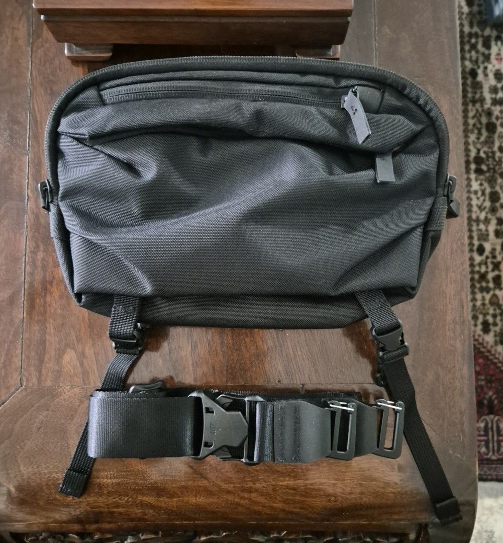Rework Toshi Sling 2.5L V2 (Category: Sling Bags) located in San Juan City. Submitted by leea.v.e (Listing ID 1468088429, Image 2). Description: Rework Toshi Sling 2.5L V2 Condition: 9.5/10 - No damages/flaws; can send video - Used once only. Haven't used the strap because I find it too thick; used a diff. one upon use - No original packaging, but I will pack in dust bag + paper bag Rfs: doesn't match my carry setup; need bigger sling Currently r
