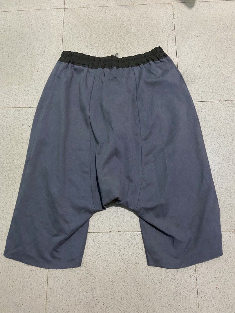 RICK OWENS DROP CROTCH PODS SHORT (Category: Shorts) located in Bulacan. Submitted by rrthrifts (Listing ID 1468127885, Image 2). Description: EXCELLENT CONDITION SIZE MEDIUM ON TAG NO ISSUE 1499PHP PLUS SHIPPING FEE ONLY.
