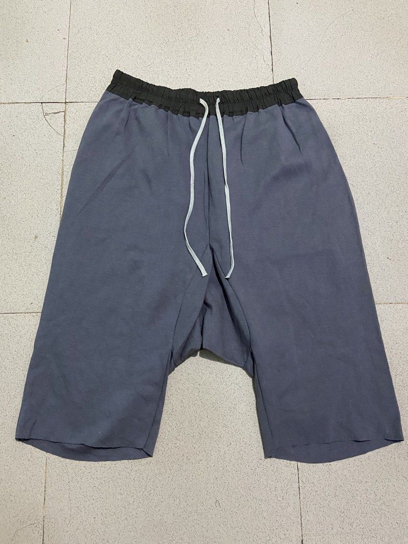 RICK OWENS DROP CROTCH PODS SHORT (Category: Shorts) located in Bulacan. Submitted by rrthrifts (Listing ID 1468127885, Image 1). Description: EXCELLENT CONDITION SIZE MEDIUM ON TAG NO ISSUE 1499PHP PLUS SHIPPING FEE ONLY.