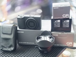 （分類：）位於 。 由 camsquare 提交（商品編號 1468094709，圖片 1）。簡介： 。