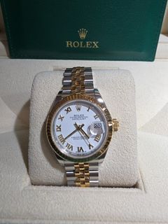 (Category: ) located in . Submitted by thechronographcollective (Listing ID 1468174523, Image 1). Description: .