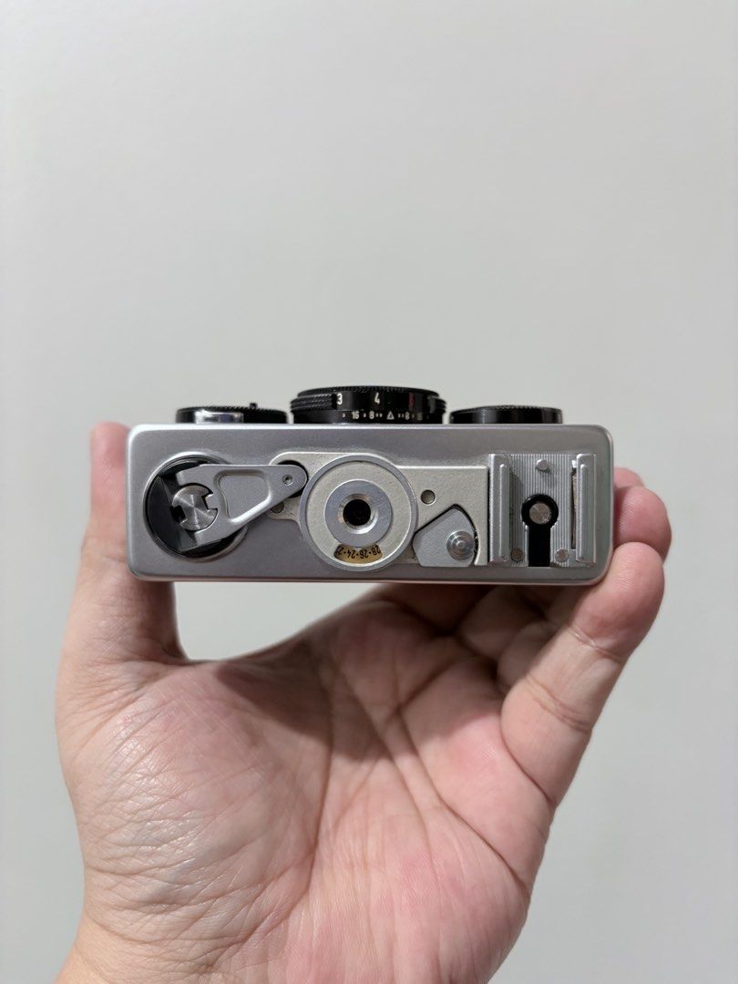 Rollei 35 (Singapore Version) (Category: Cameras) located in San Juan City. Submitted by vitfrancesco (Listing ID 1468085793, Image 3). Description: For Sale: Rollei 35 (SG Version) ***Please read description.*** Condition: Good working condition. Clean. Everything looks ok. Cosmetics: 9/10 Price: P23,999 Trade-in value: 28k ***Selling as-is. Test the mechanicals before paying. ***I accept only Fujifilm cameras and lenses. Inclusions: Wrist strap